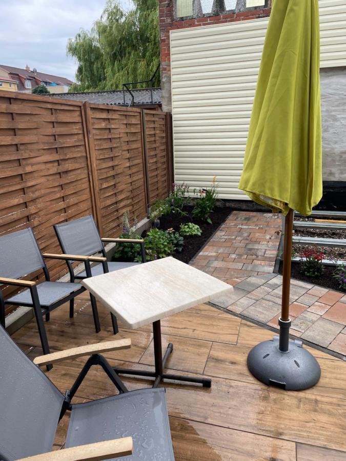 Ferienwohnung Nora Mit Blick Auf Den Ribnitzer See Exterior foto